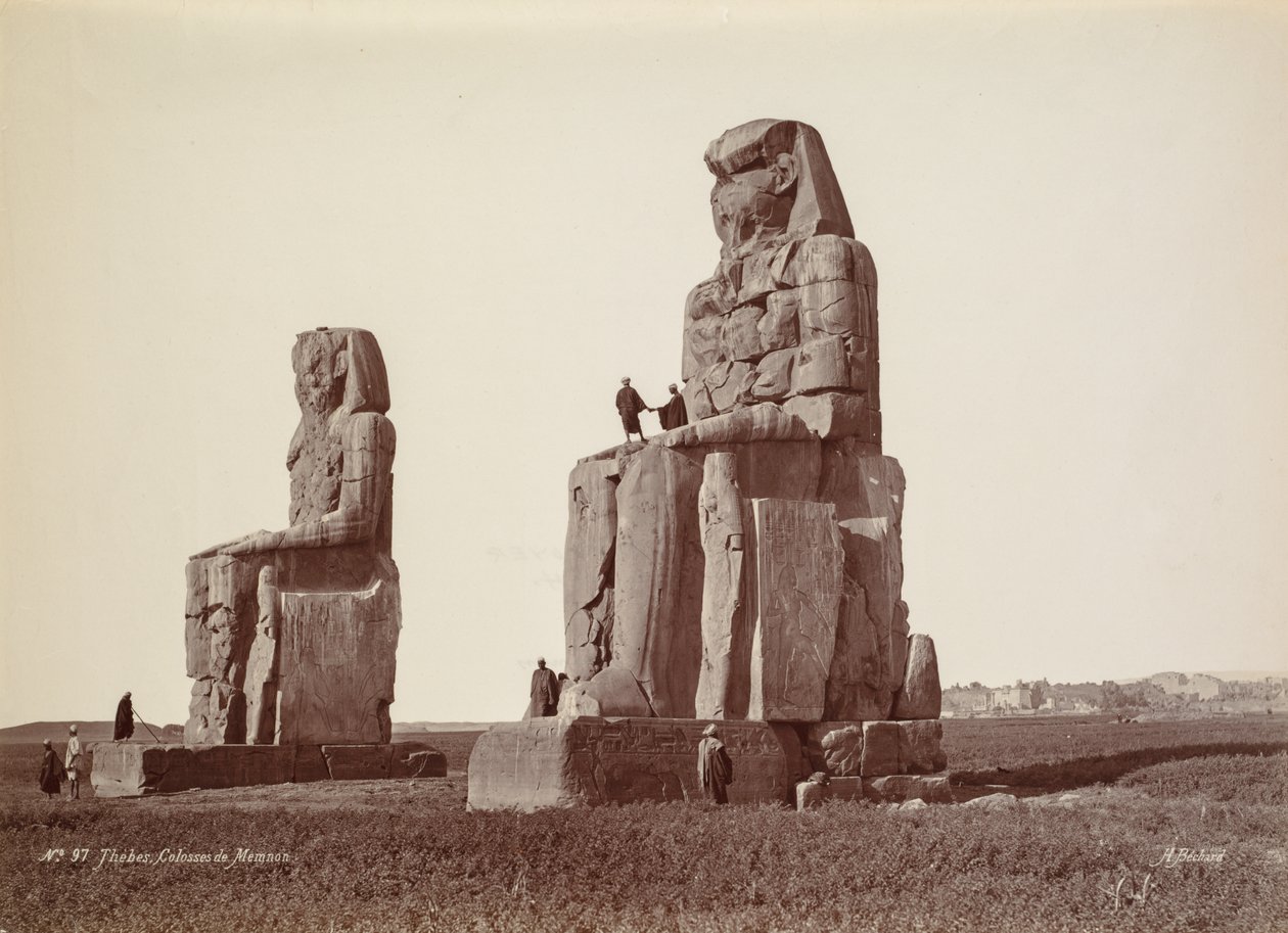 Teby, Kolosy Memnona, 1870. autorstwa Georges Henri Bechard