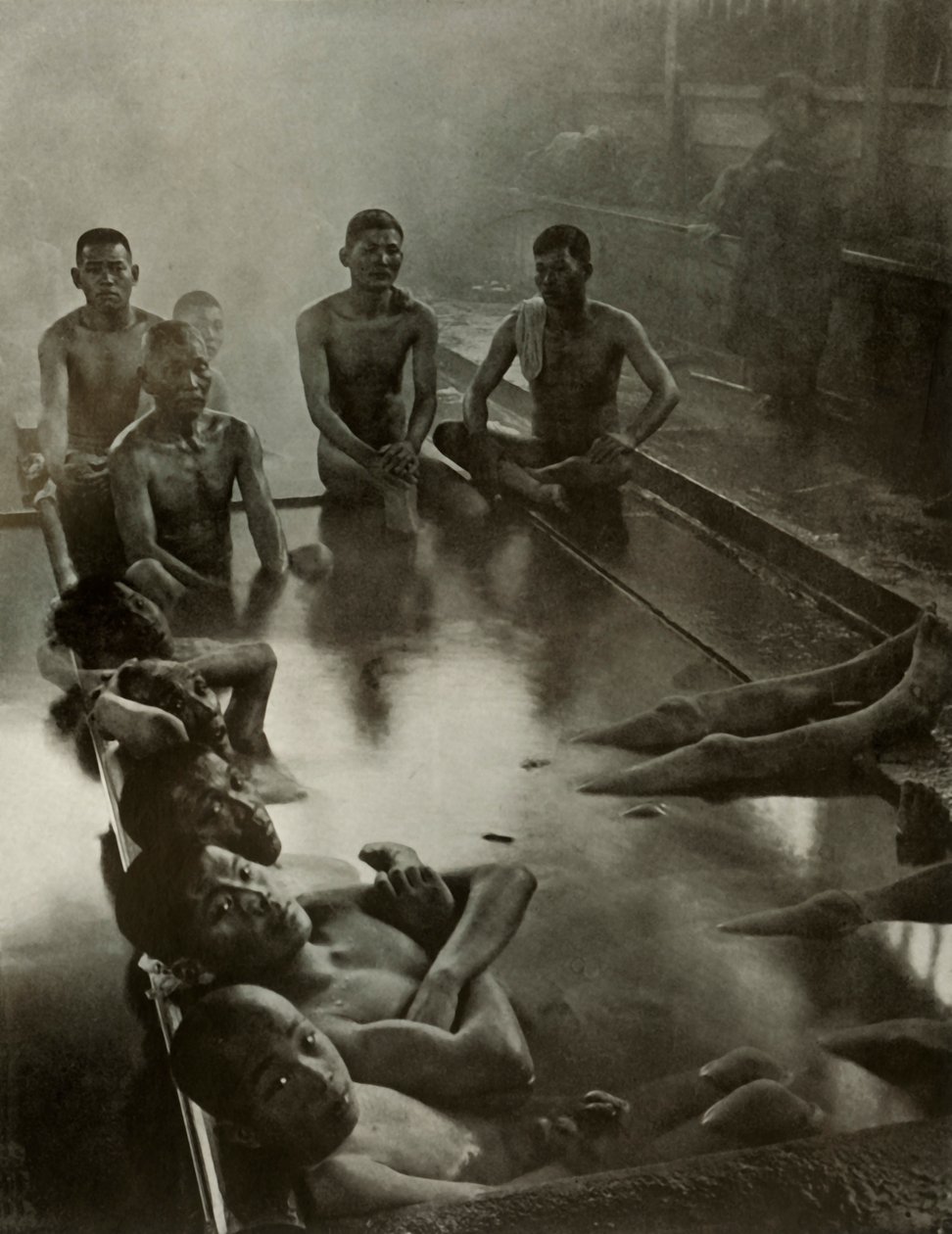 Łaźnia publiczna w Kanawie, 1910. autorstwa Herbert Ponting