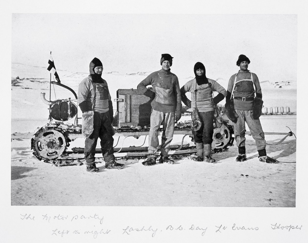 Motor Party - od lewej do prawej: Lashly, Day, Evans i Hooper” z „Ostatniej wyprawy Scotta” autorstwa Herbert Ponting