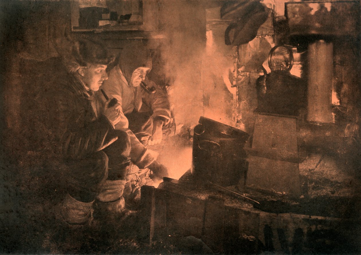Oates and Meares w Tłuszczowym Piecu w Stajniach, 1911, 1913 autorstwa Herbert Ponting