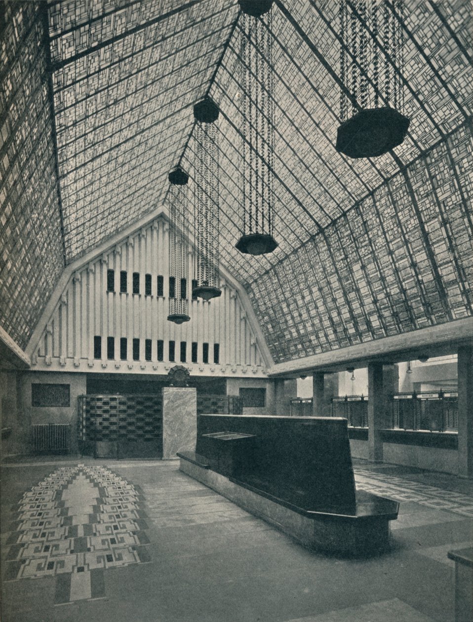 „Wielka Sala, Bank Rotterdamu, Haga”, 1920 autorstwa Hermann Friedrich Mertens