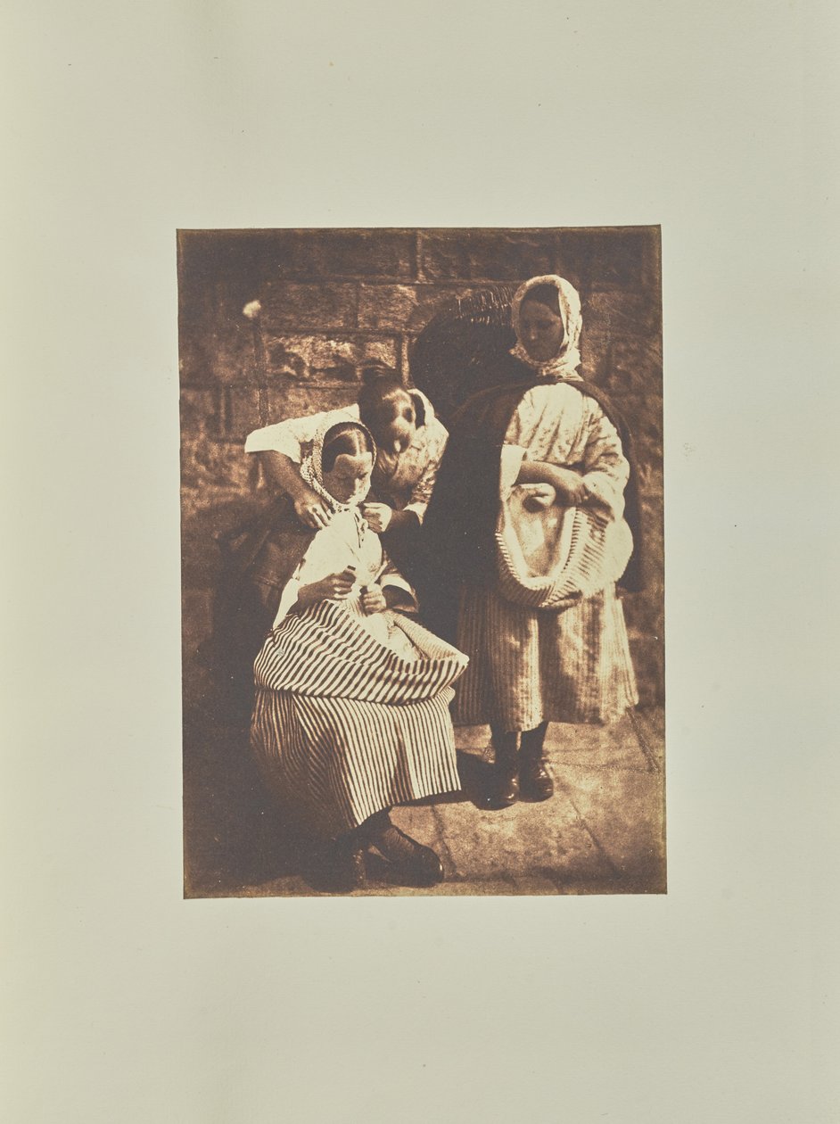 [Marion Finlay, pani Margaret (Dryburgh) Lyall i pani Grace (Finlay) Ramsay]. autorstwa Hill and Adamson