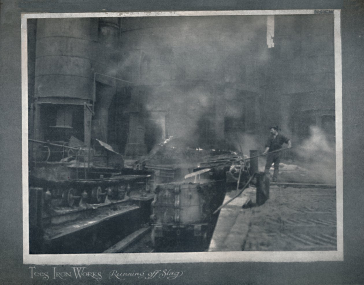 Tees Iron Works - Spływający żużel, 1919 autorstwa Hood and Co. Ltd
