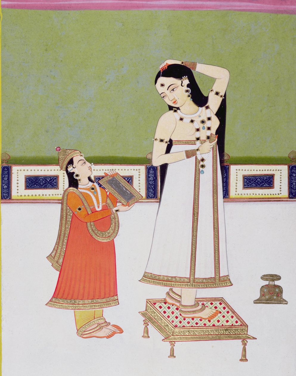 Hinduska w toalecie patrząca na siebie w lustrze (gwasz i złoty liść na papierze) autorstwa Indian School