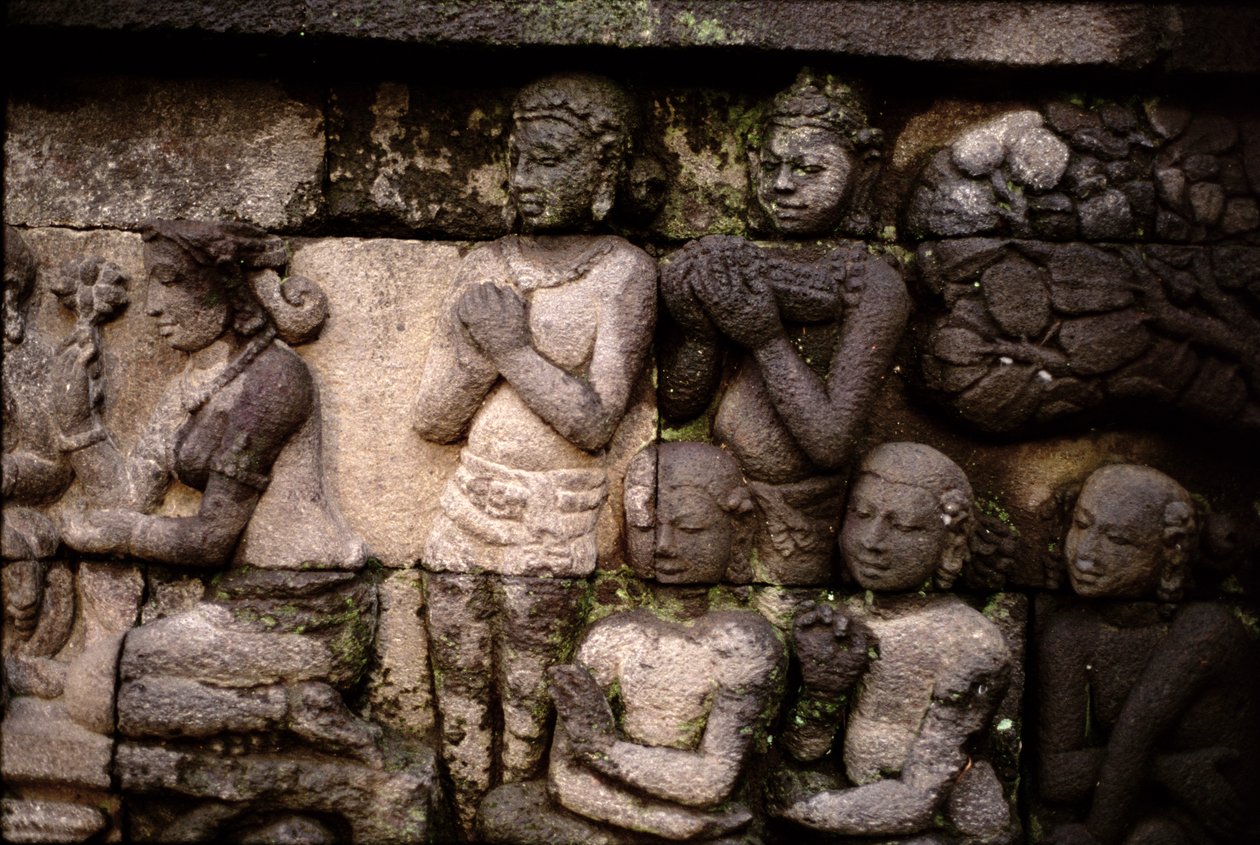 Detal na zewnątrz, kamień wulkaniczny AD 778-850 autorstwa Indonesian