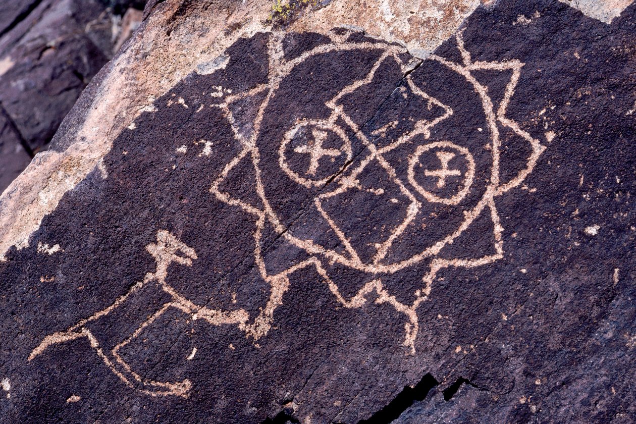 Petroglify Anasazi (sztuka naskalna) w Nowym Meksyku autorstwa Ira Block