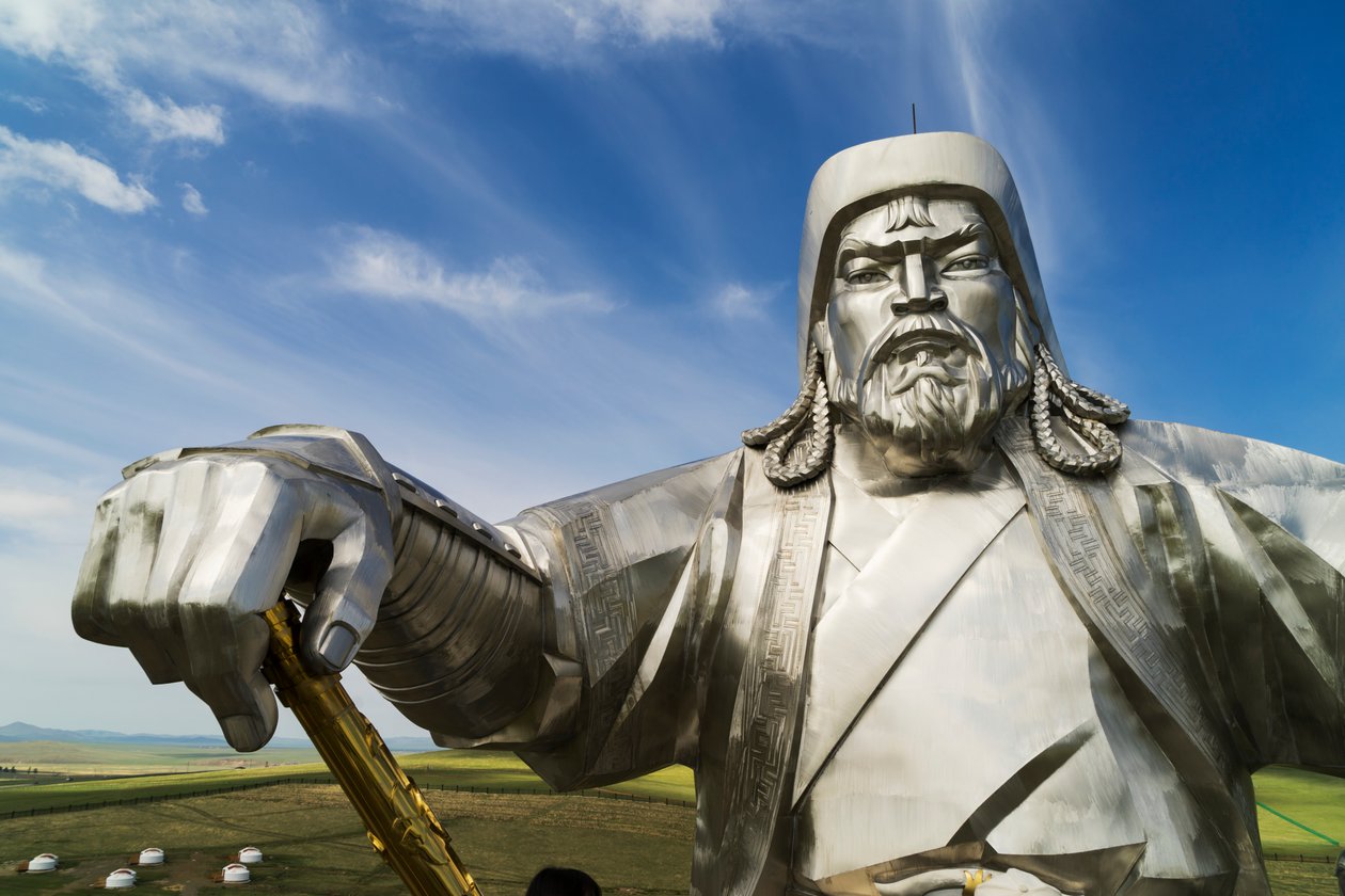 Statua Jeźdźca Czyngis-chana, będąca częścią Kompleksu Statuy Czyngis-chana, to 40..., 2015 (zdjęcie) autorstwa Ira Block