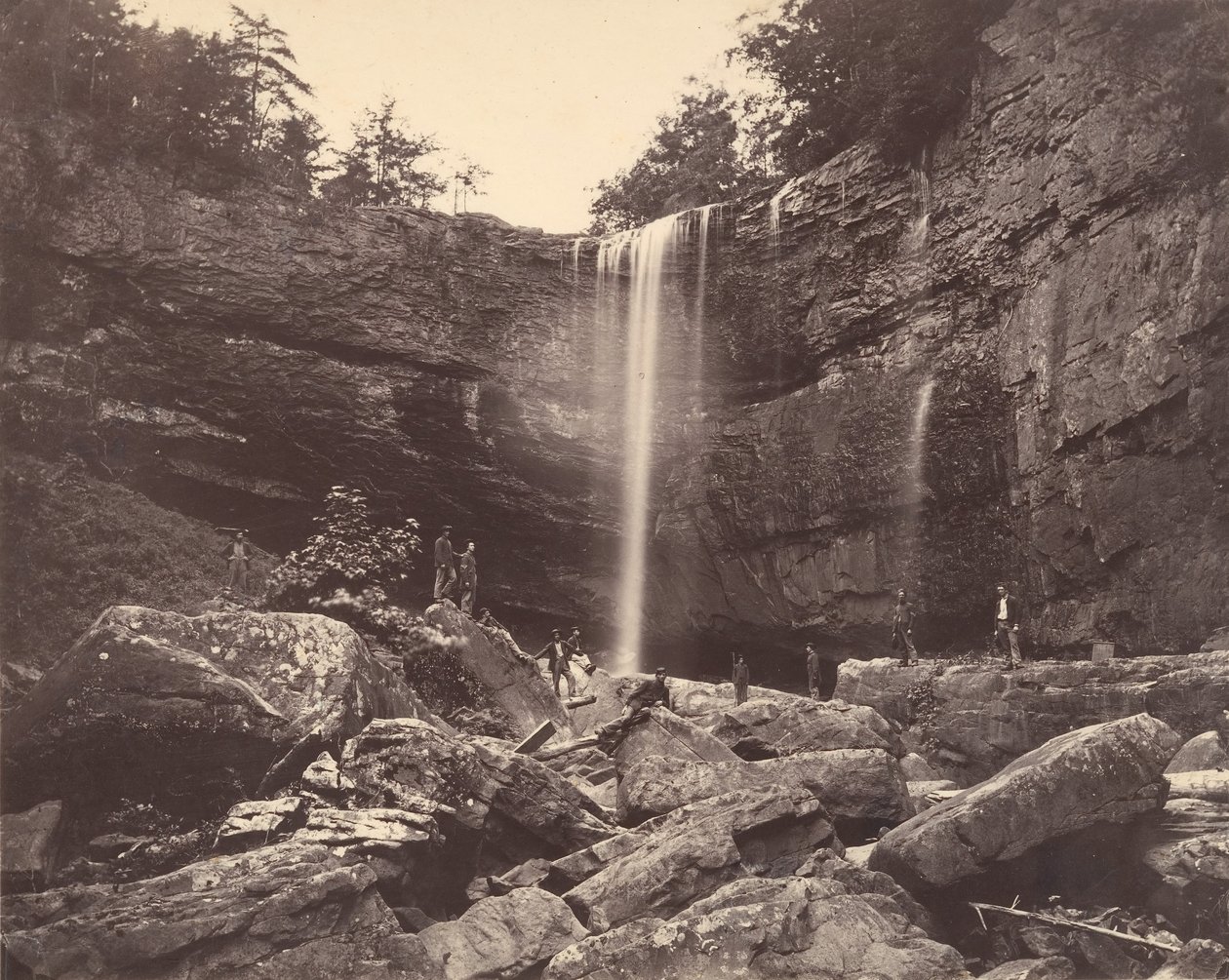 Wodospad Lulah, Lookout Mountain, Georgia, 1864-65. autorstwa Isaac H. Bonsall