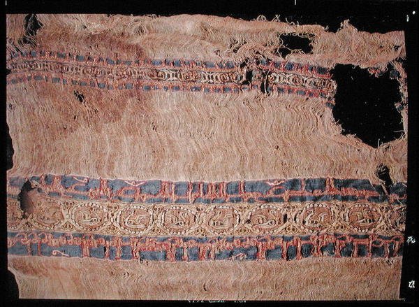 Tkanina z łabędziami i pismem Kufic (materiał) autorstwa Islamic School