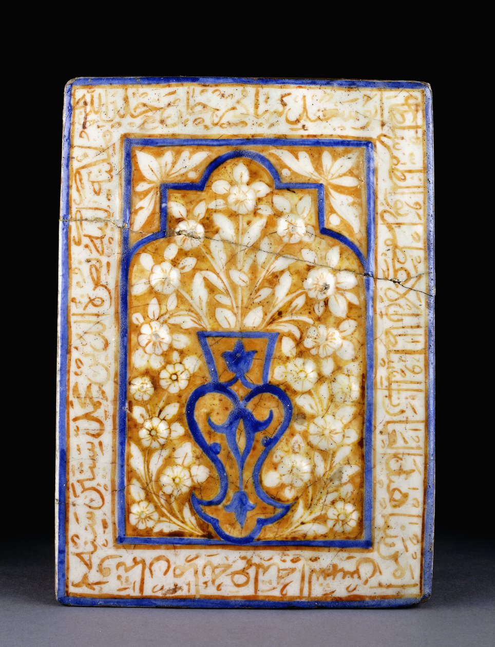 Kafel z gmachu sułtana Timurydów „Abu Sa”id, ze stylizowanym wazonem z białymi kwiatowymi gałązkami, ok. 1900 r. 1455-6 autorstwa Islamic School