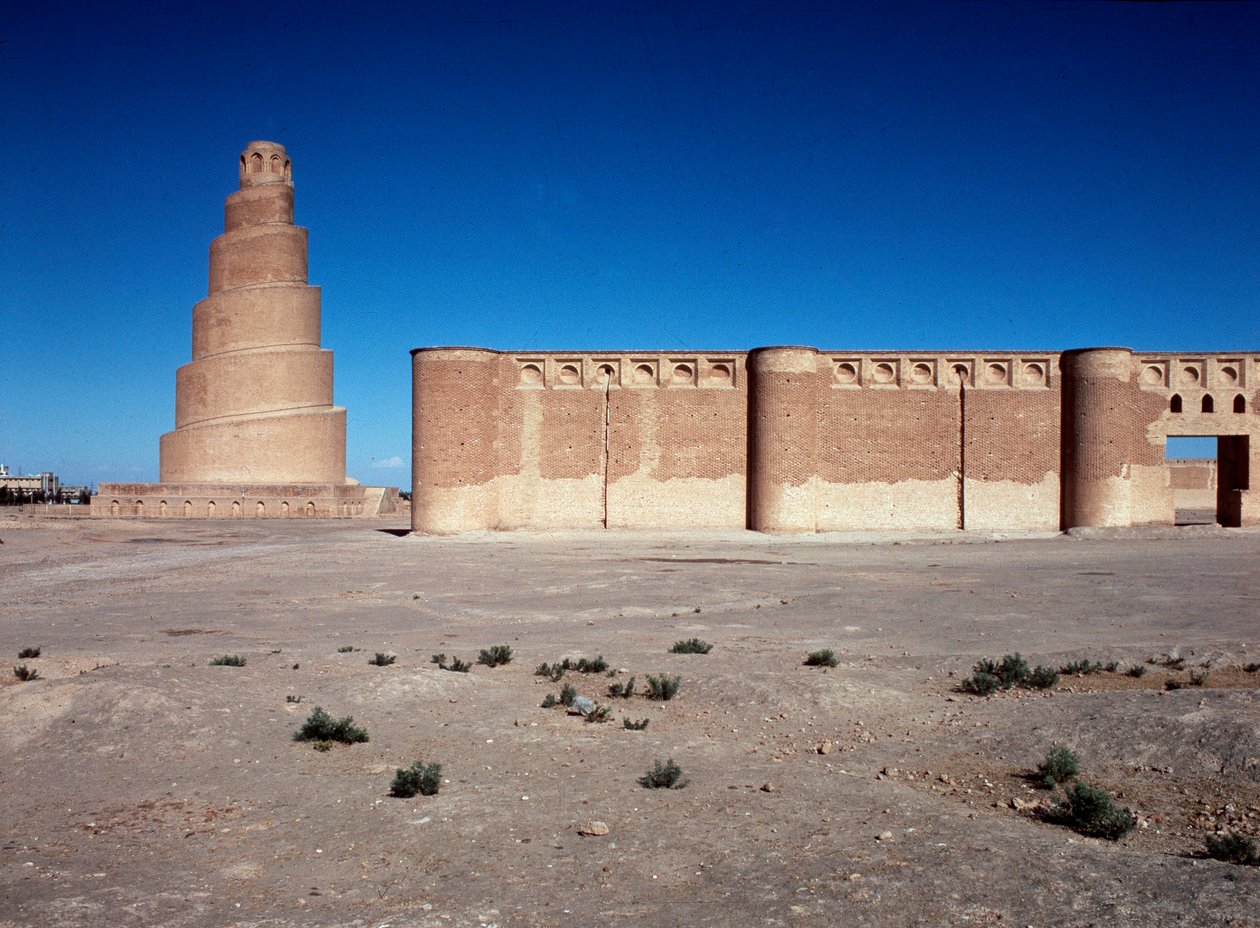 Widok na Wielki Meczet i jego minaret, wieża Malwiya, 847-852 autorstwa Islamic School