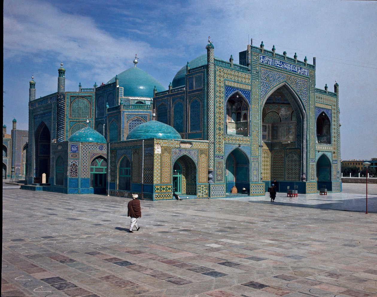 Widok na Błękitny Meczet (lub Meczet Ali) XII-XV wiek. autorstwa Islamic School