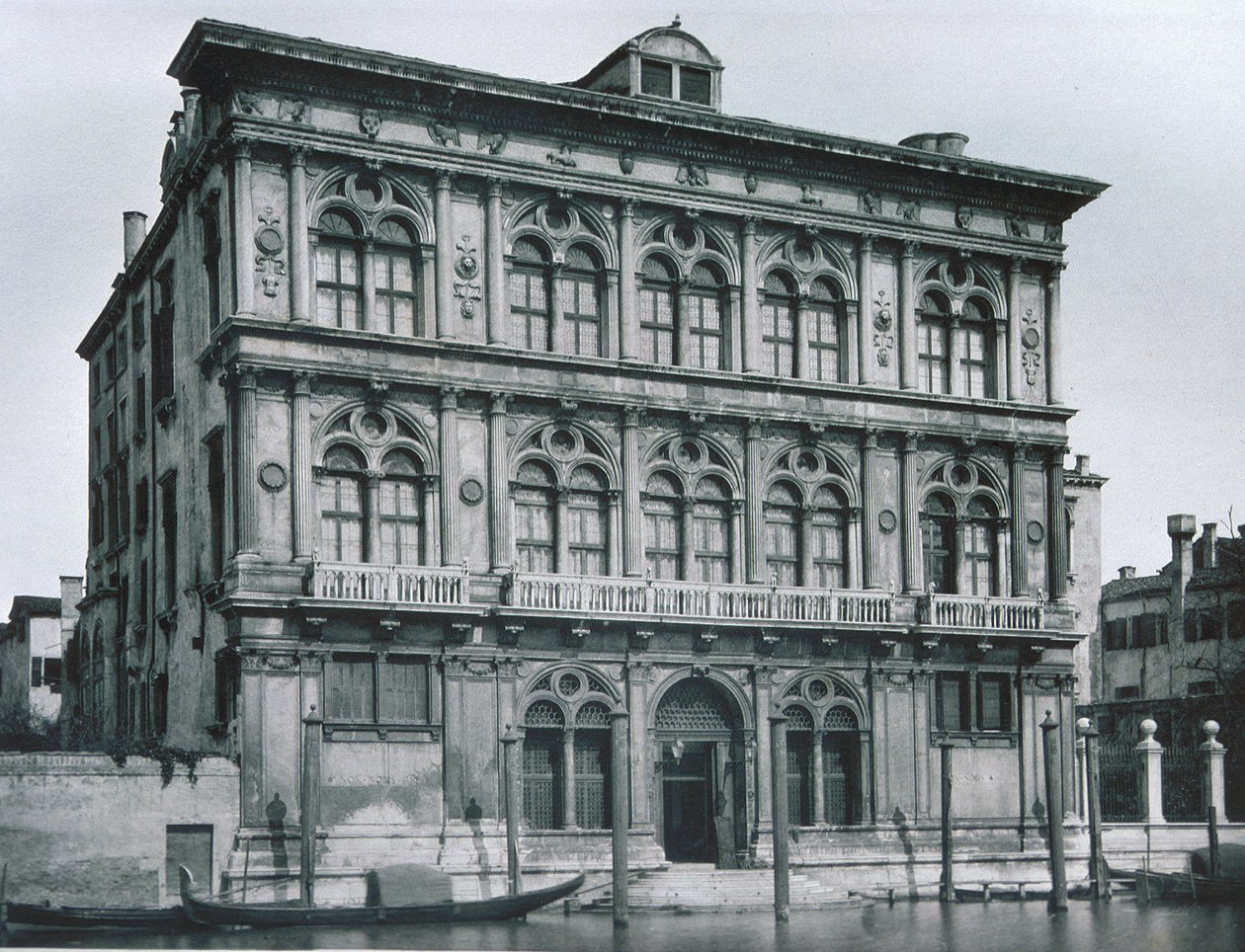Palazzo Vendramin Calergi autorstwa Italian Photographer