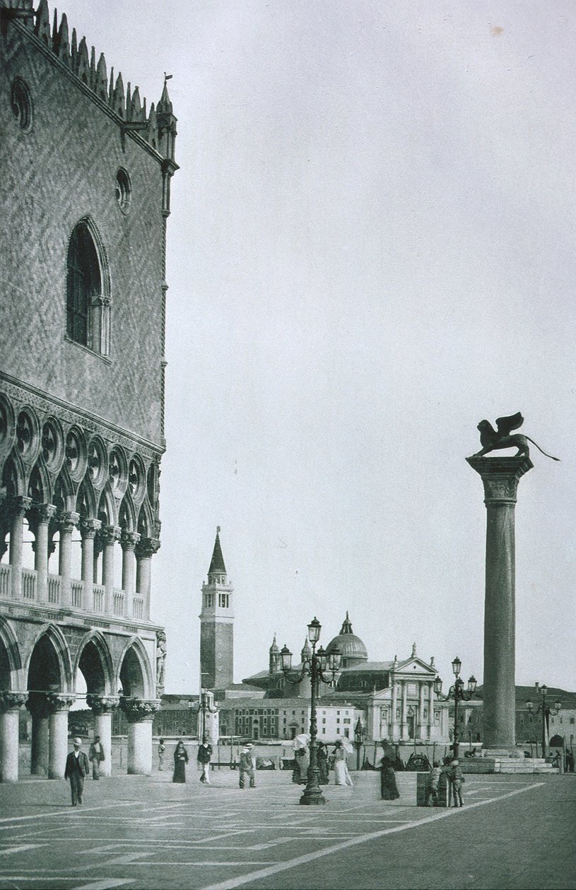 Widok na Pałac Dożów i Plac św. Marka autorstwa Italian Photographer
