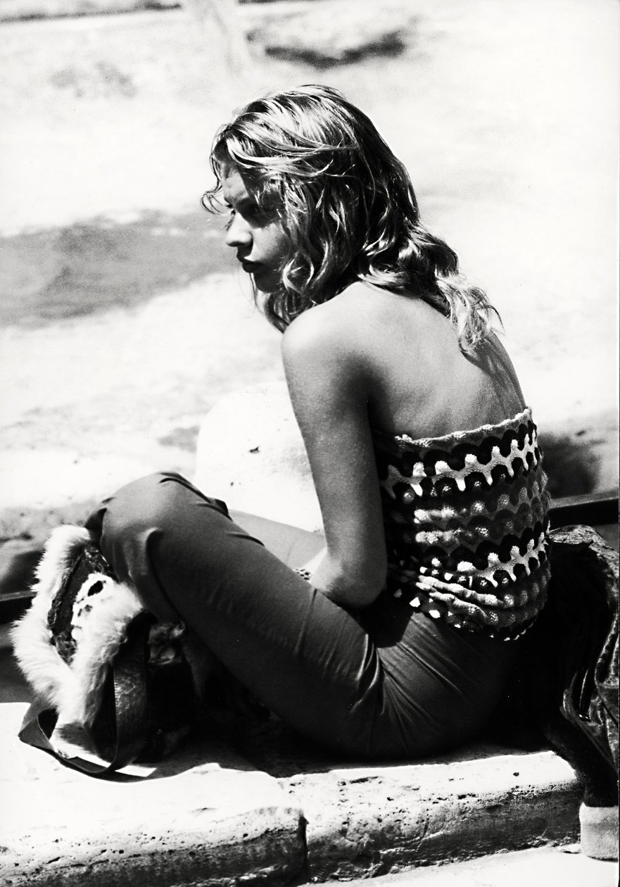 Młody hipis, ok. 1970 autorstwa Italian Photographer