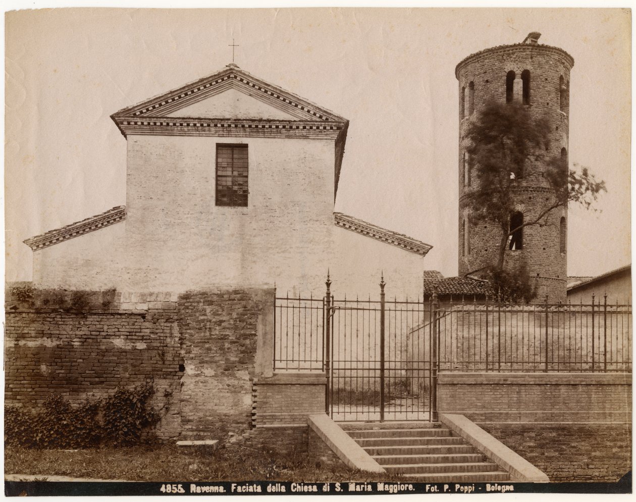Kościół NMP Major, Rawenna, Emilia-Romania, Włochy, fot. Pietro Poppi, Bolonia, ok. 1900 autorstwa Italian Photographer