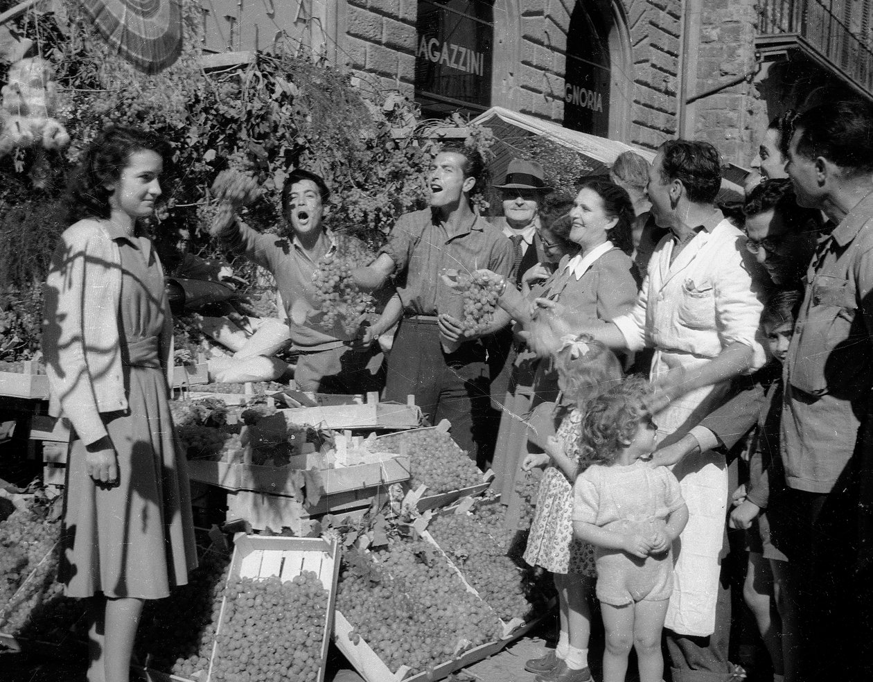 Święto Winogrona we Florencji, ok. 1955 (odbitka żelatynowo-srebrowa) autorstwa Italian Photographer