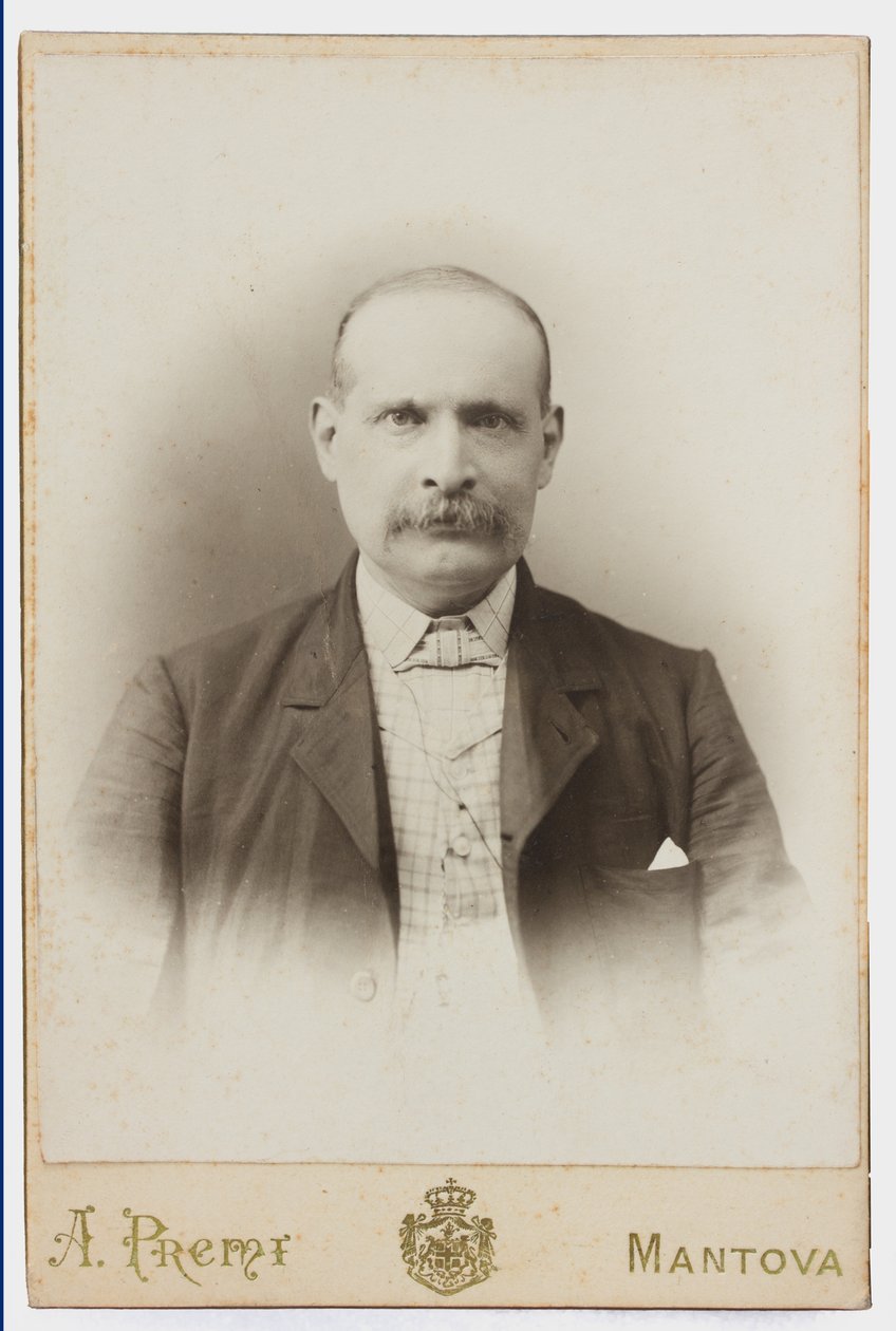 Zdjęcie na pocztówce przedstawiającej malarza Albano Lugli autorstwa Italian Photographer