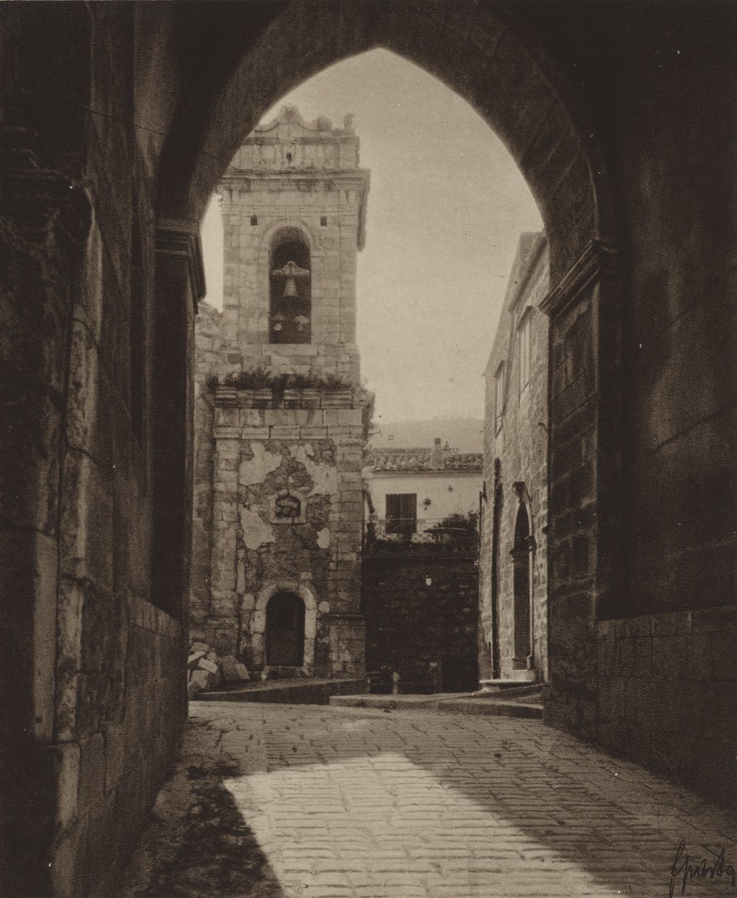 Sycylia: Le Madonie, Petralia (zdjęcie czarno-białe) autorstwa Italian Photographer