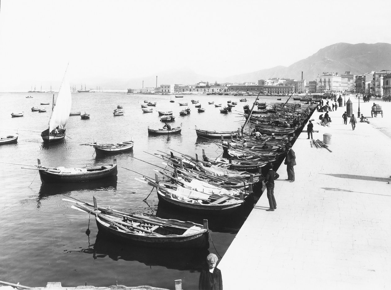 Port w Palermo, Sycylia, ok. 1920 r. autorstwa Italian Photographer