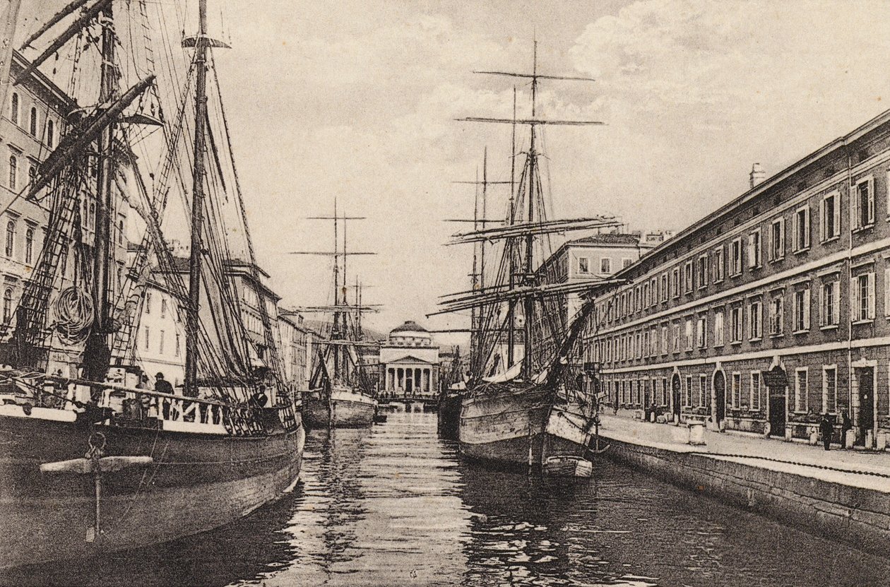 Triest: Canale Grande (zdjęcie czarno-białe) autorstwa Italian Photographer