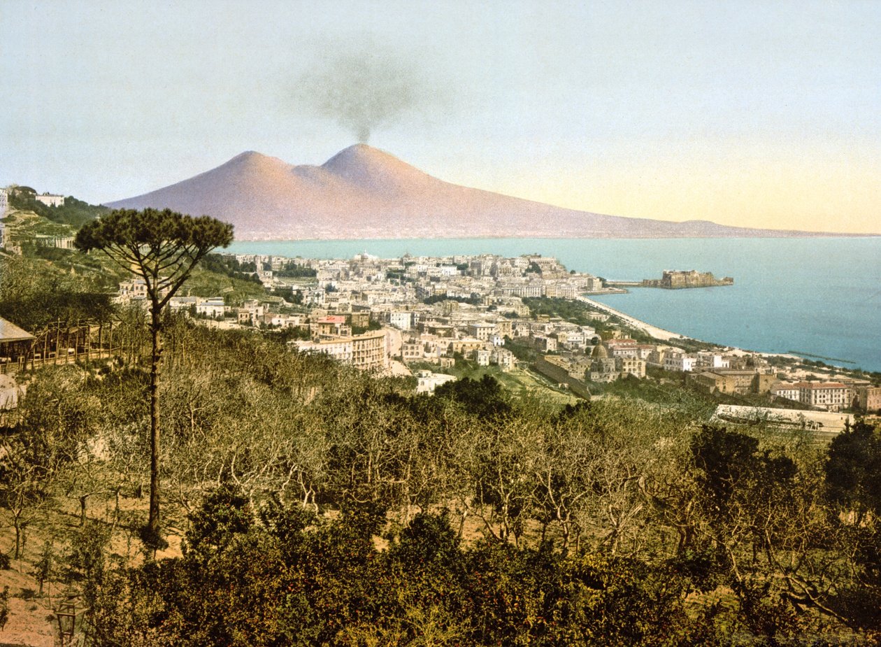 Widok Wezuwiusza przez Zatokę Neapolitańską, 1890-1900 autorstwa Italian Photographer