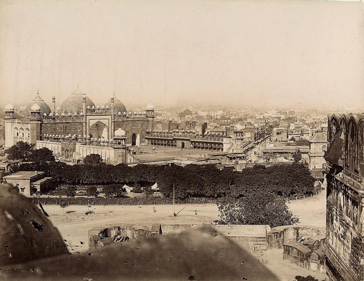 Widok na miasto Agra i Meczet Moti (Fort Agra), ok. 1890 (srebrny odbitka żelatynowa) autorstwa Italian Photographer
