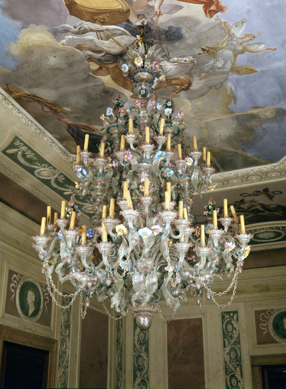 XVIII-wieczny żyrandol ze szkła Murano w fundacji Querini - Stampalia w Wenecji. autorstwa Italian School