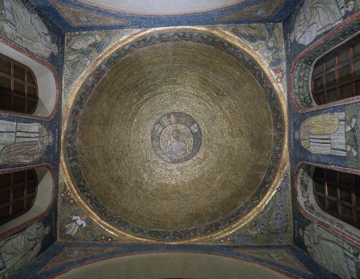 Kopuła zdobiona mozaikami przedstawiającymi św. Wiktora Kaplica San Vittore in ciel d