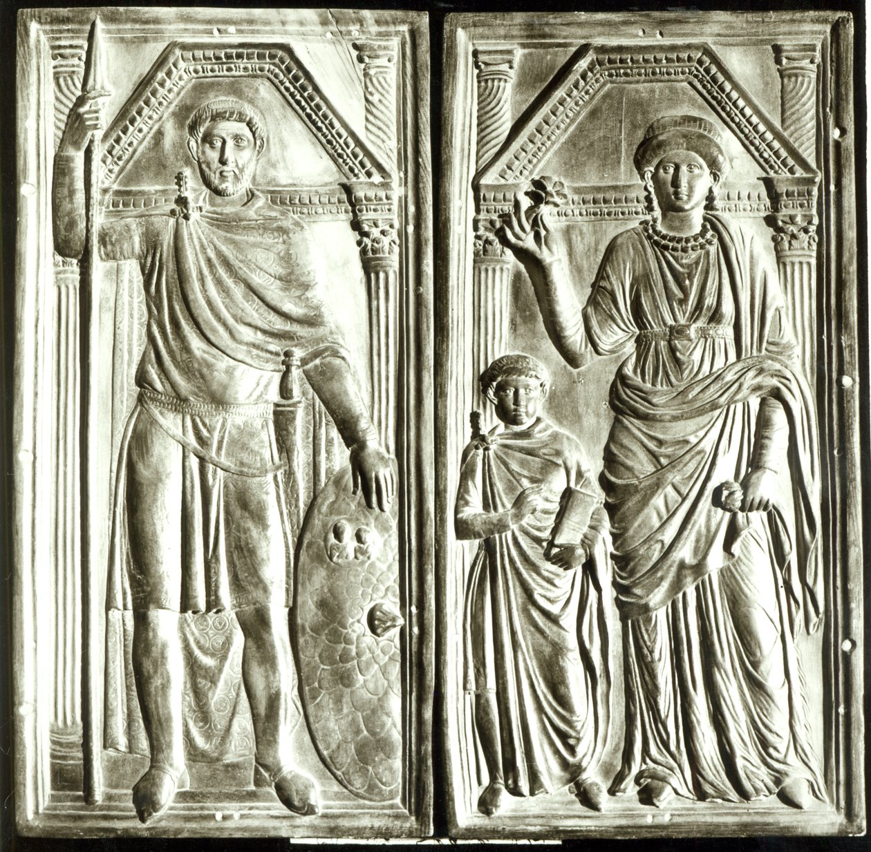 Dyptyk przedstawiający Stylichona (ok. 365-408), Serenę i Eucharius autorstwa Italian School