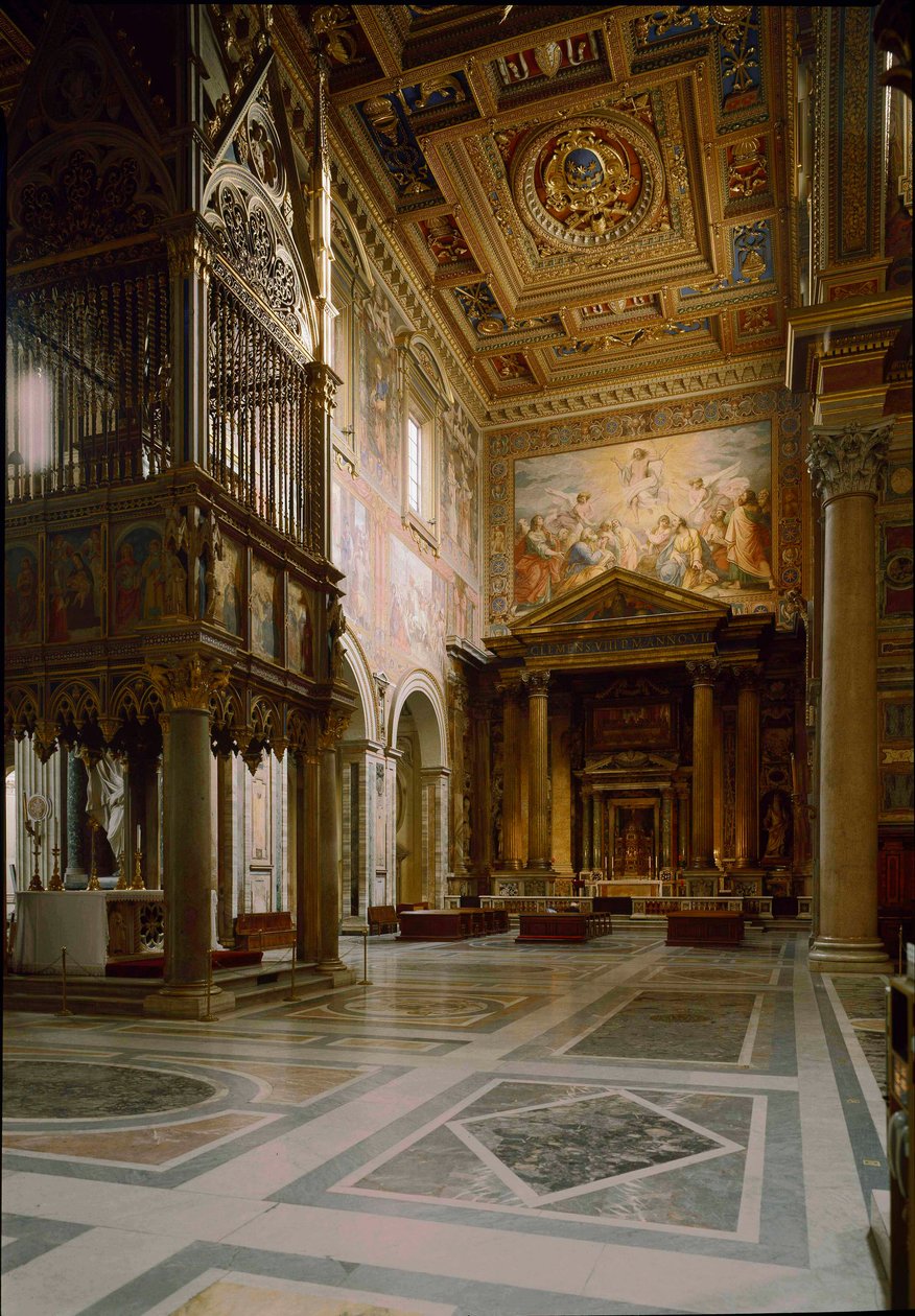 Sztuka gotycka: widok ołtarza papieskiego nad Tabernakulum wykonanym przez Giovanniego di Stefano około 1367 r. zdobi dwanaście paneli ozdobionych freskami Barna da Siena (XIV w.). 1367-1368. Bazylika św. Jana z Laterano (San Giovanni in Laterano) autorstwa Italian School
