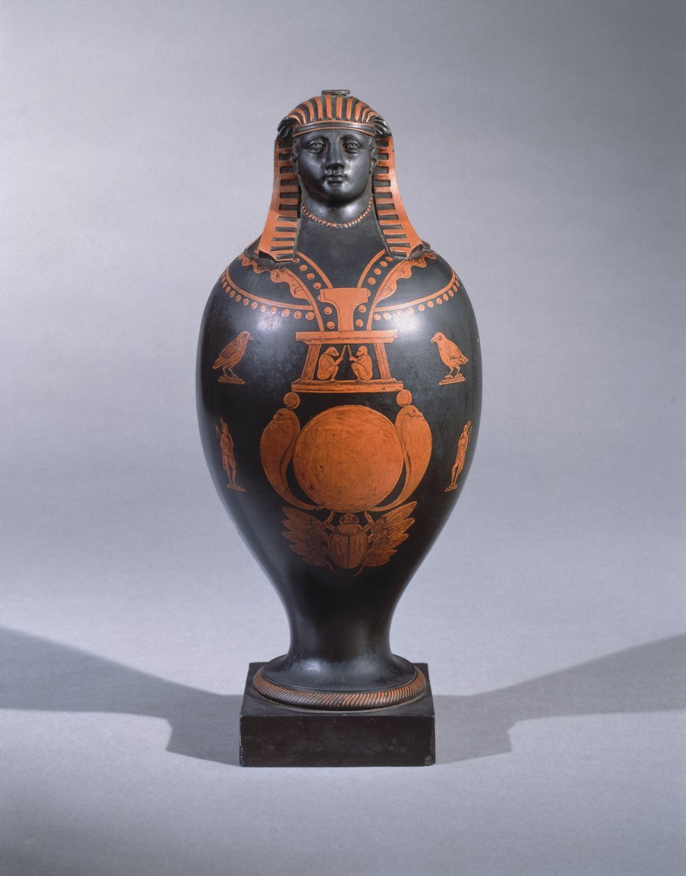 Słój kanopski, ze Staffordshire, ok. 1773 (ceramika kaustyczna) autorstwa J. and Bentley Wedgwood