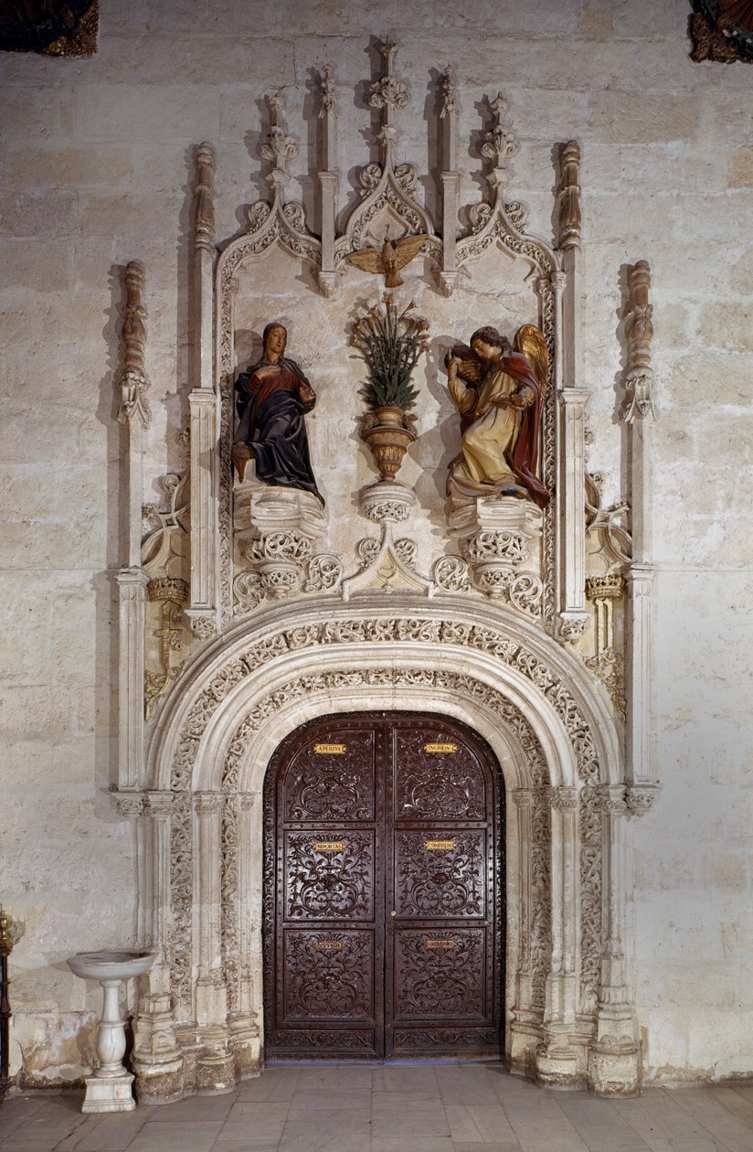 Zwiastowanie, portal zakrystii (drewno malowane) autorstwa Jacobo Florentino
