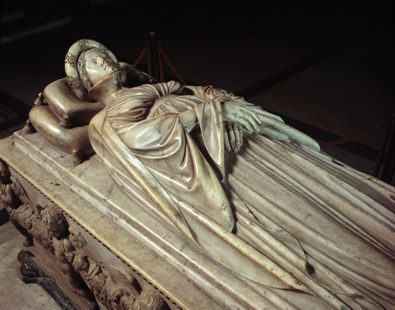 Kłamstwo autorstwa Ilarii del Carretto (1379-1405), żony Paolo Guinigi (1376-1432) Włoski polityk (Pomnik na grobie Ilarii del Carretto, żony Paolo Guinigi) Marmurowa rzeźba Jacopo della Quercia (1371/74-1438) 1406- 1407 Lukka (Lucca), katedra San autorstwa Jacopo della Quercia
