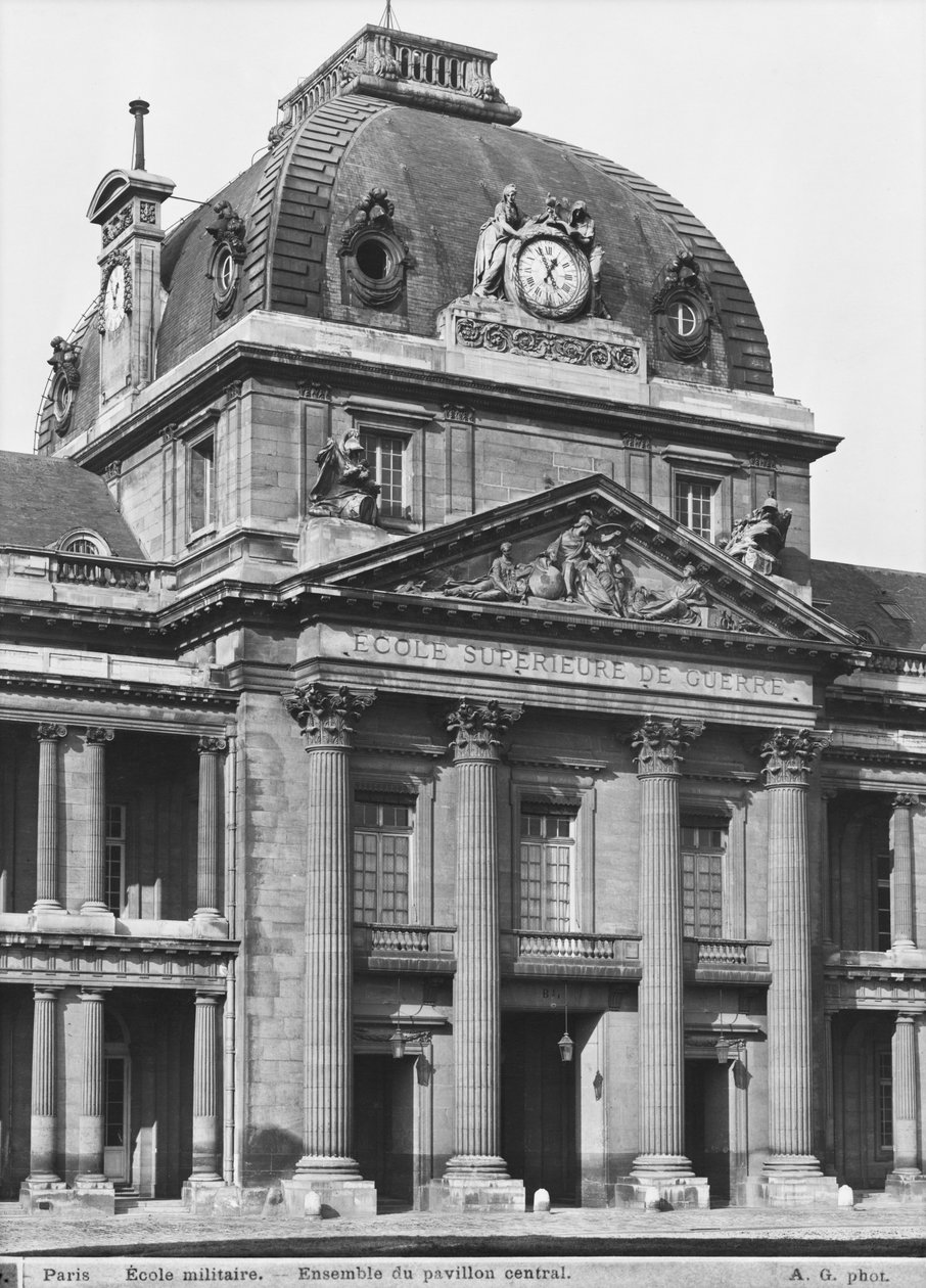 Ecole Militaire, pawilon główny, 1751-73 autorstwa Jacques Ange Gabriel