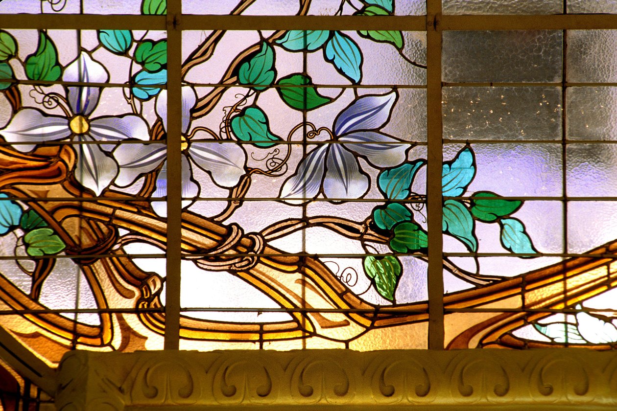 Nancy (wydział 54), Art Nouveau, „La verriere aux Clematites” (1901) - detal, Witraże Jacquesa Grubera (1870-1936), Credit Lyonnais, rue St Georges autorstwa Jacques Gruber