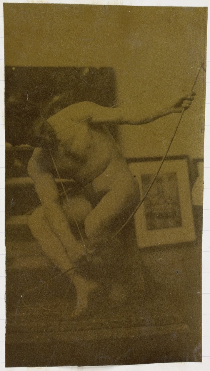 Studium męskiego nagiego modela, przykucniętego z kokardą w dłoni, widziane z przodu, w pracowni Jacques de Lalaing autorstwa Jacques Lalaing (attributed to)