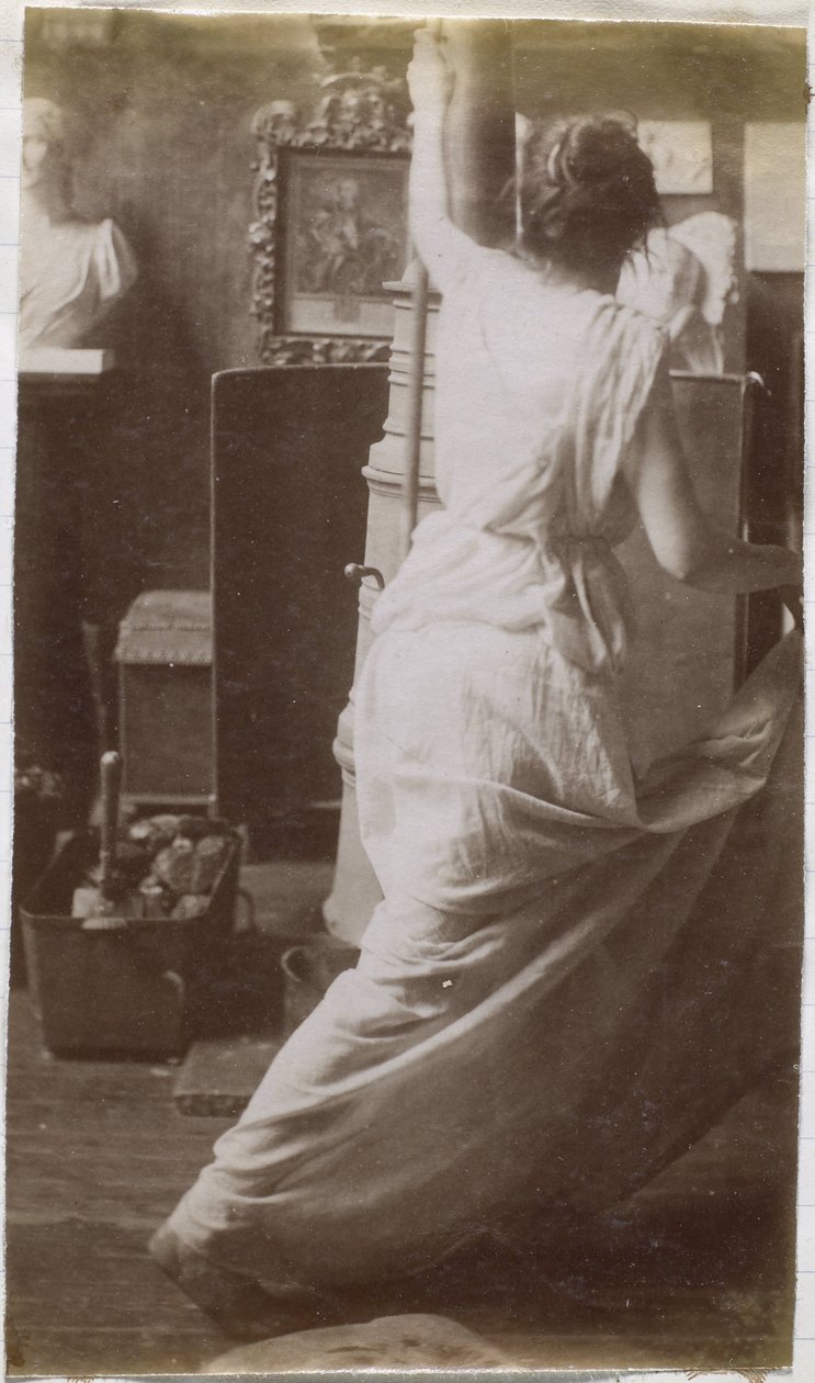 Studium modelki w draperii, widziane od tyłu, w pracowni Jacques de Lalaing autorstwa Jacques Lalaing (attributed to)