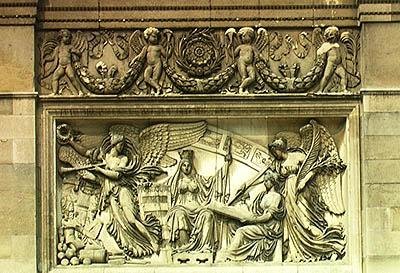 Relief przedstawiający alegorię podpisania traktatu presburgskiego, 26 grudnia 1805 (marmur) autorstwa Jacques Philippe Lesueur