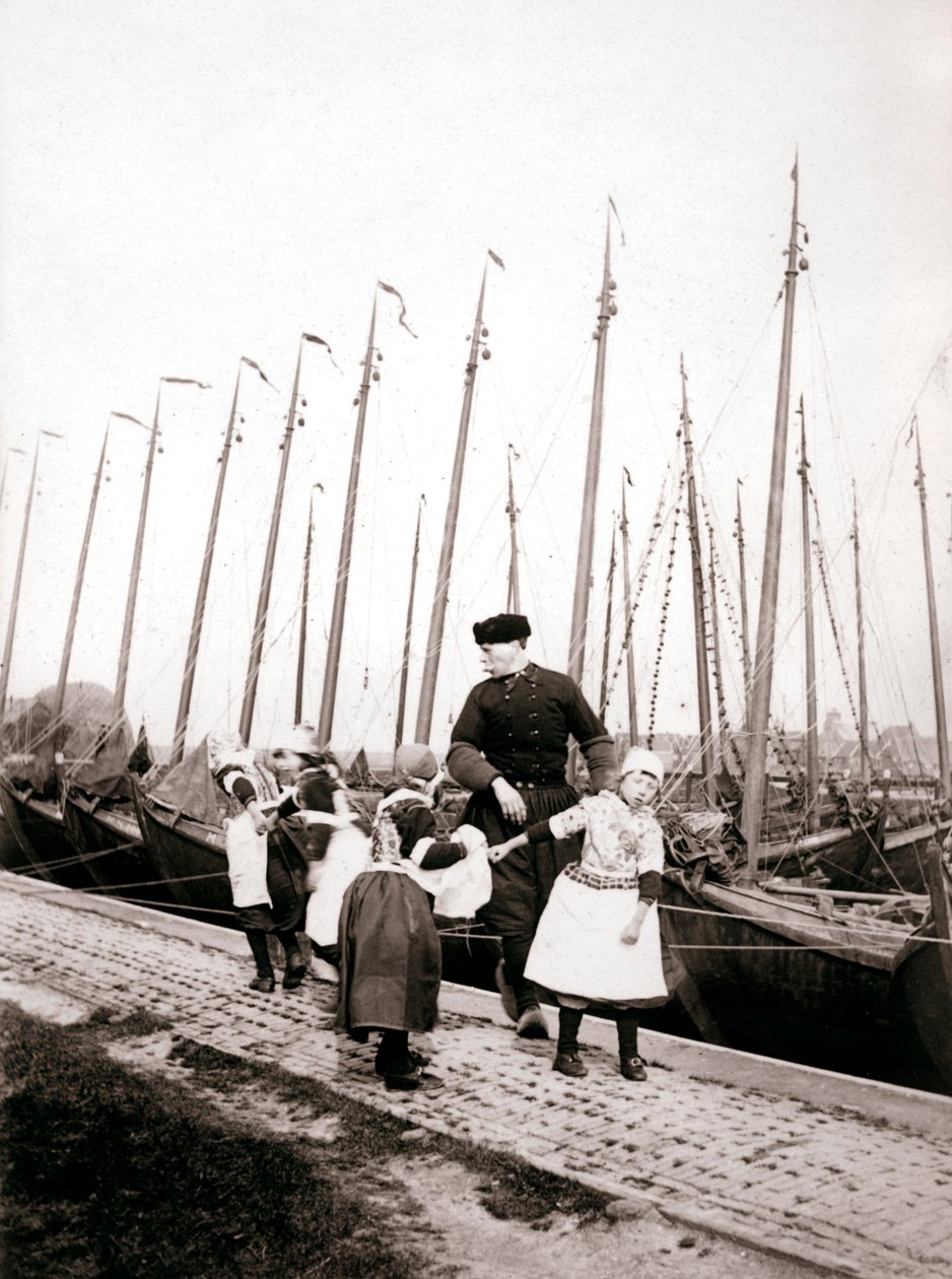 Mieszkańcy wyspy Marken, Holandia, 1898 autorstwa James Batkin