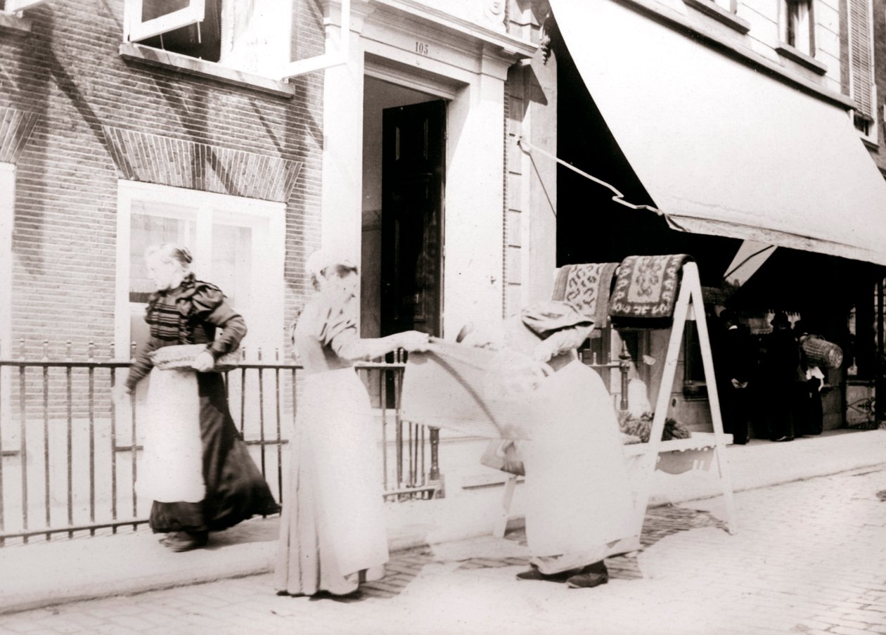 Kobiety, Rotterdam, Holandia, 1898 autorstwa James Batkin