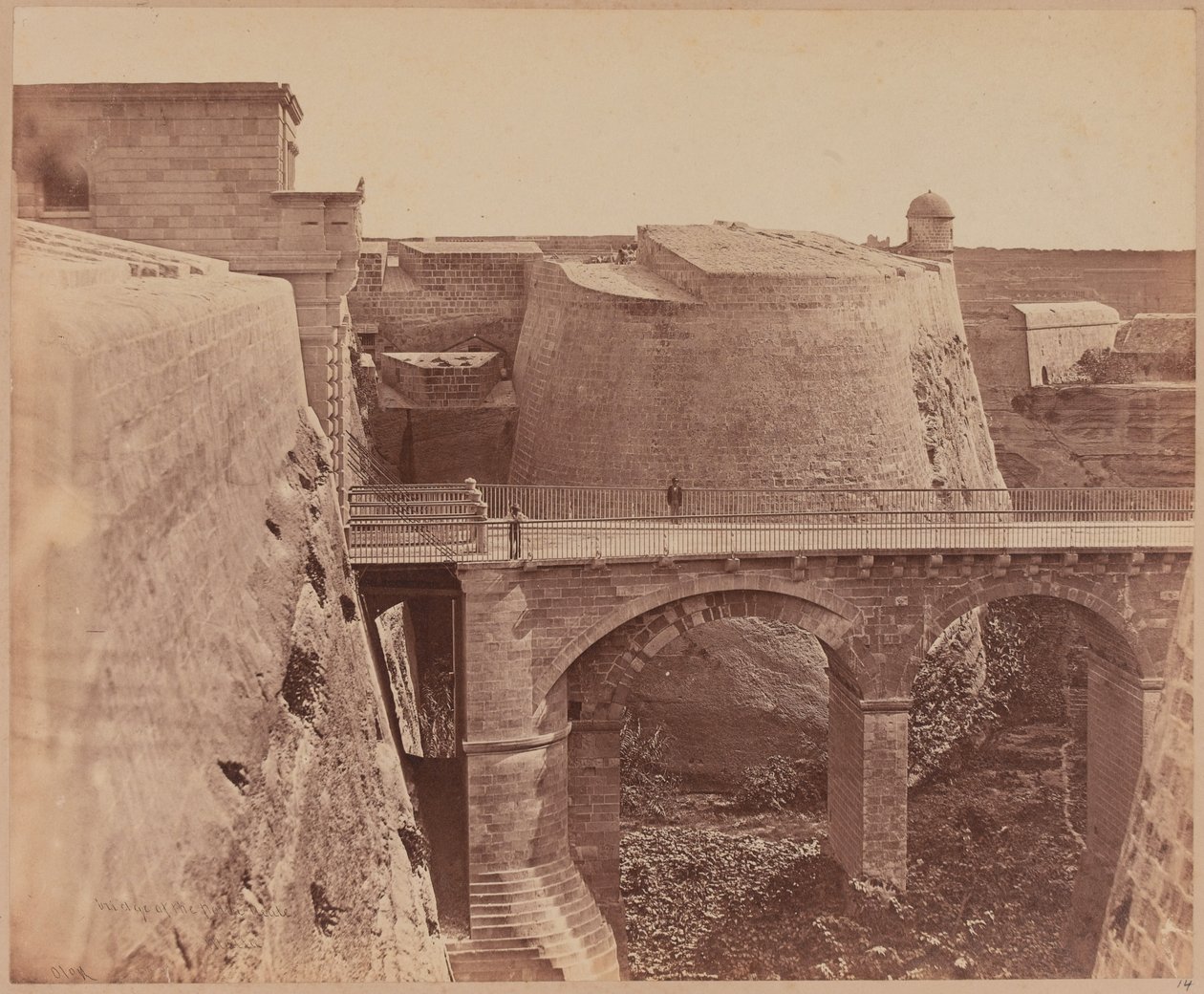 Most w Porta Reale, Malta, ok. 1856 r. autorstwa James Robertson