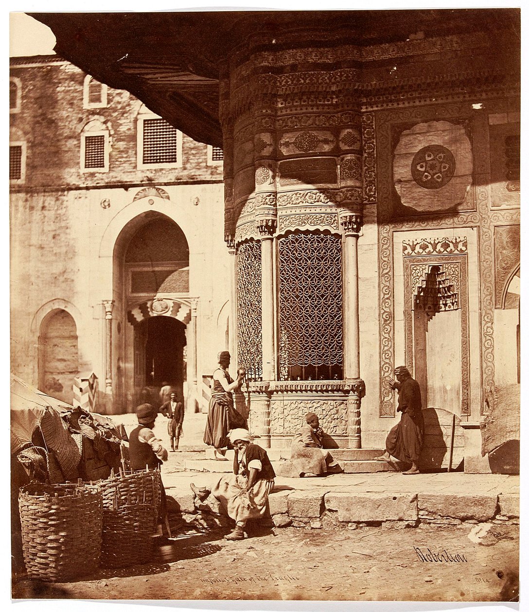 "Imperial gate of the Seraglio" [Stambuł. Fontanna Ahmeda III przy bramie pałacu Topkapy] autorstwa James Robertson