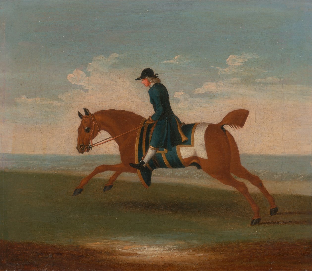 Um dos quatro retratos de cavalos - um cavalo de corrida castanho exercitado por um treinador em um casaco azul: galopando para a esquerda, o cavalo vestindo capa de suor azul e pano de sela com bordas douradas autorstwa James Seymour