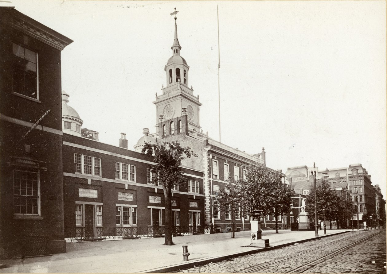 Independence Hall, Chestnut Street, South Side między ulicami 5 i 6, 1898 (zdjęcie bw) autorstwa James Shields