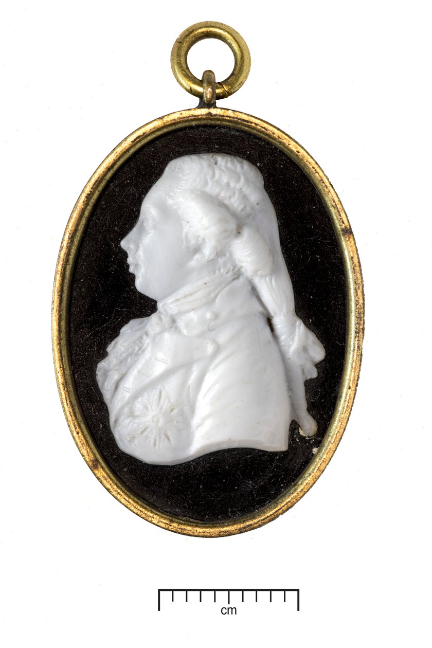 Jerzy IV, jako książę Walii, ok. 1790 (białe szkło w złoconej metalowej ramie) autorstwa James Tassie