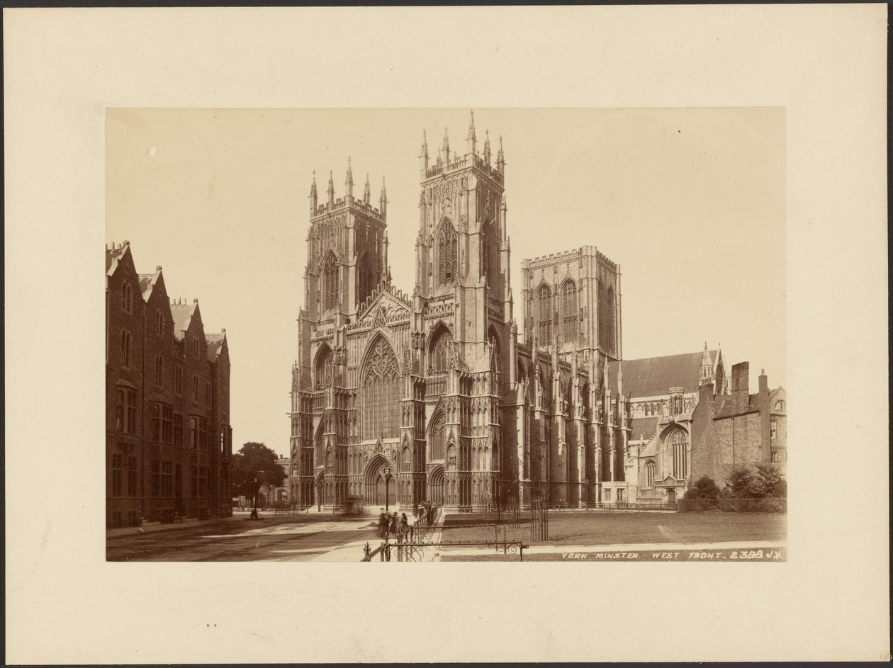 York Minster, front zachodni autorstwa James Valentine