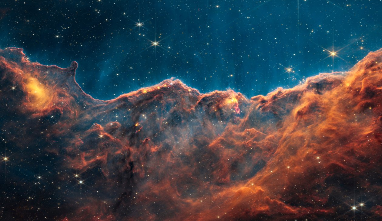 Dżety Mgławicy Carina (obraz kompasowy z filtrami wąskopasmowymi NIRCam) bez adnotacji autorstwa James Webb Space Telescope (NASA)