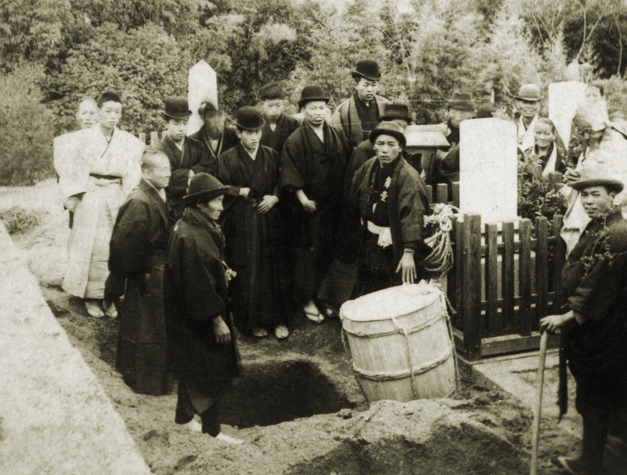 Pogrzeb buddyjski w Japonii, ok. 1900 (zdjęcie albumu) autorstwa Japanese Photographer