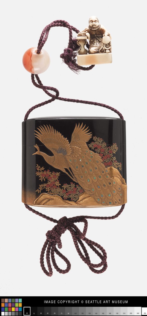 Inro ozdobione pawiem, ojime i netsuke autorstwa Japanese School